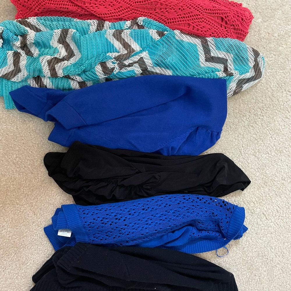 Short-sleeve cover up sweaters
